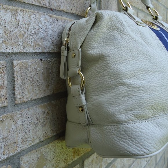 Tommy Hilfiger TH Logo Pebble Leather Satchel - Picture 10 of 16